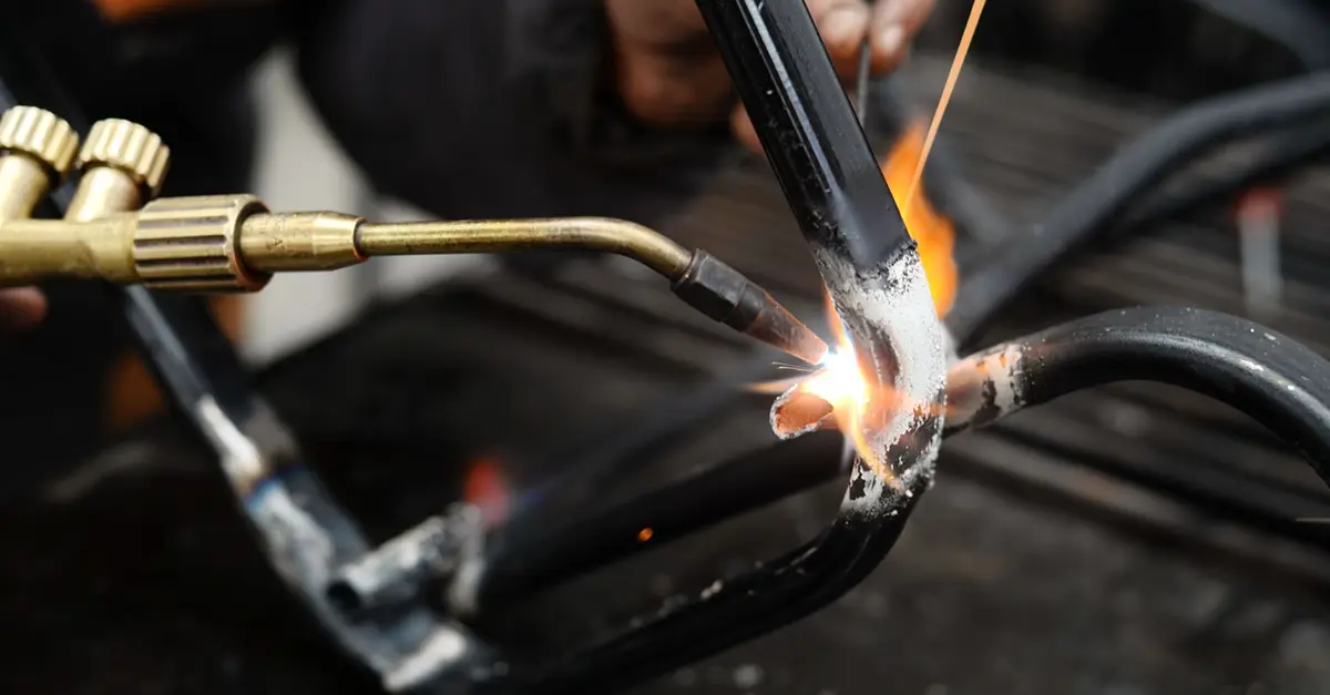 Sicurezza nella brasatura: linee guida per lavorare in sicurezza - Cima